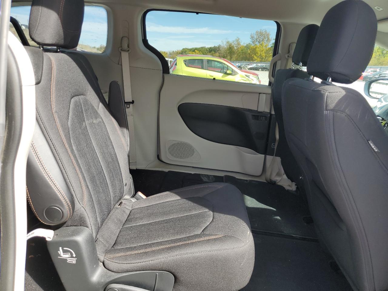 2018 Chrysler Pacifica Touring Plus VIN: 2C4RC1FG9JR279447 Lot: 85596915