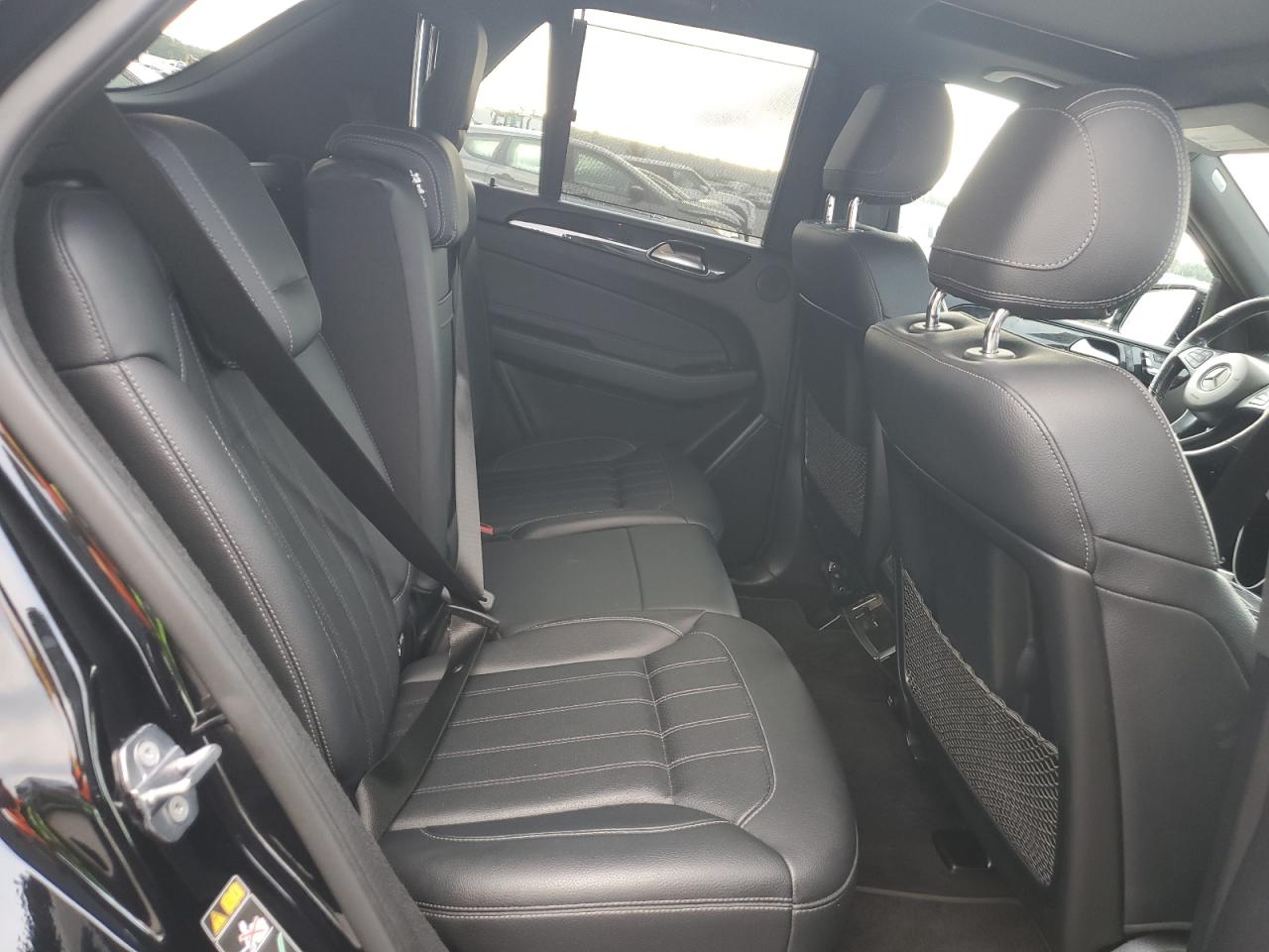 Фото: 4JGDA5GB6KB211824