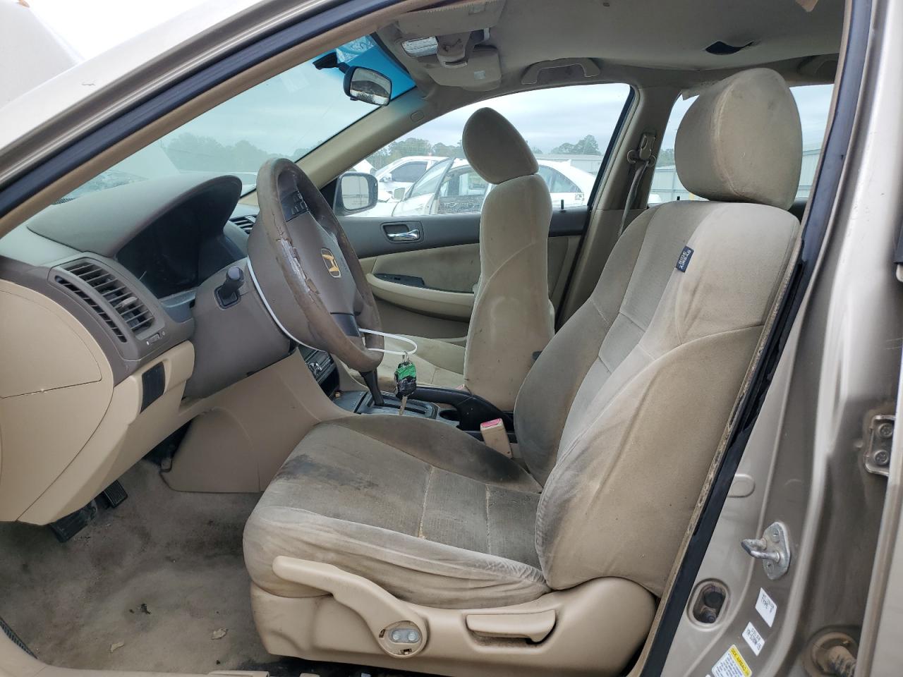 2007 Honda Accord Lx VIN: 3HGCM56467G700198 Lot: 85740445