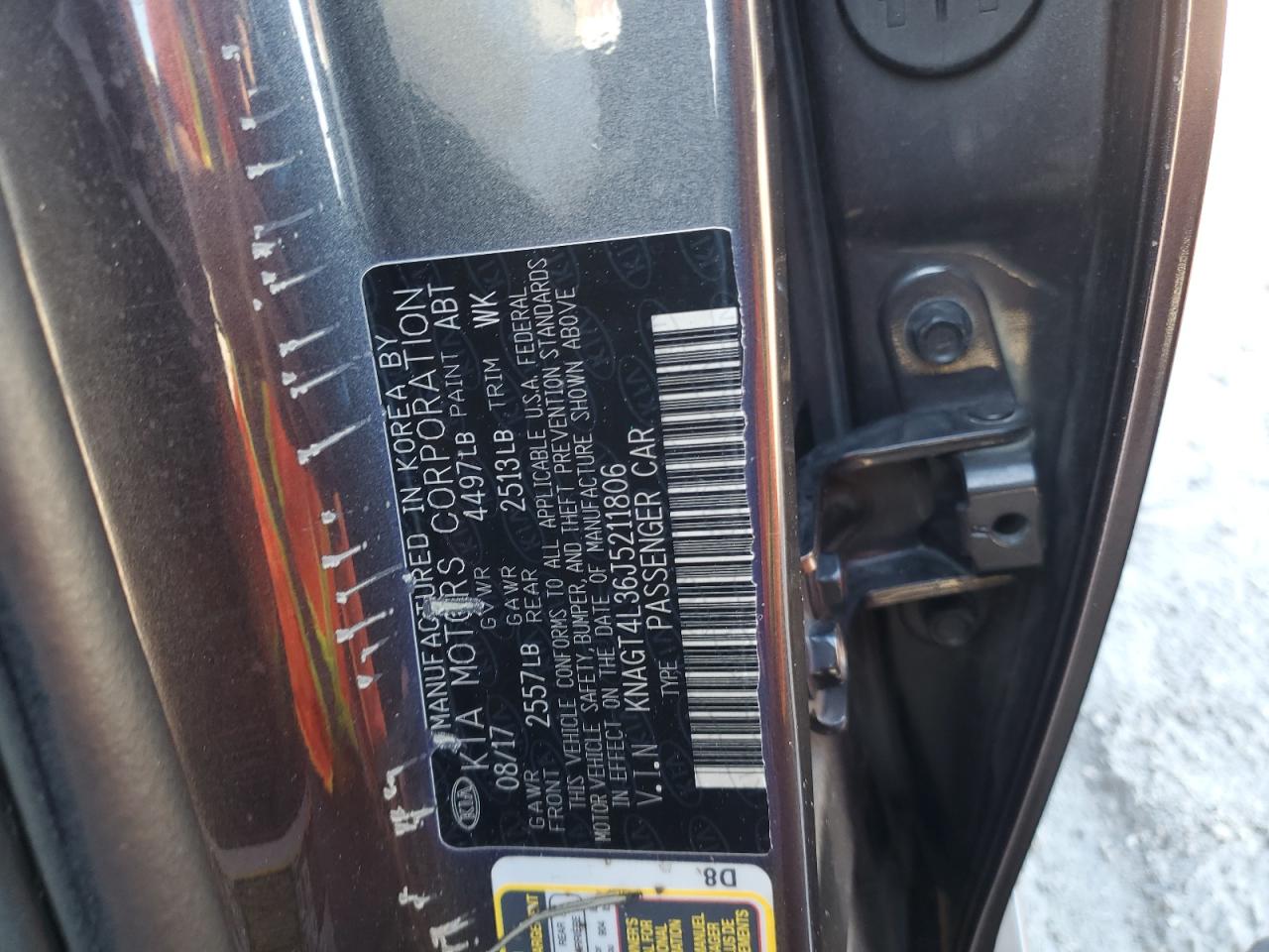 2018 Kia Optima Lx VIN: KNAGT4L36J5211806 Lot: 82414145