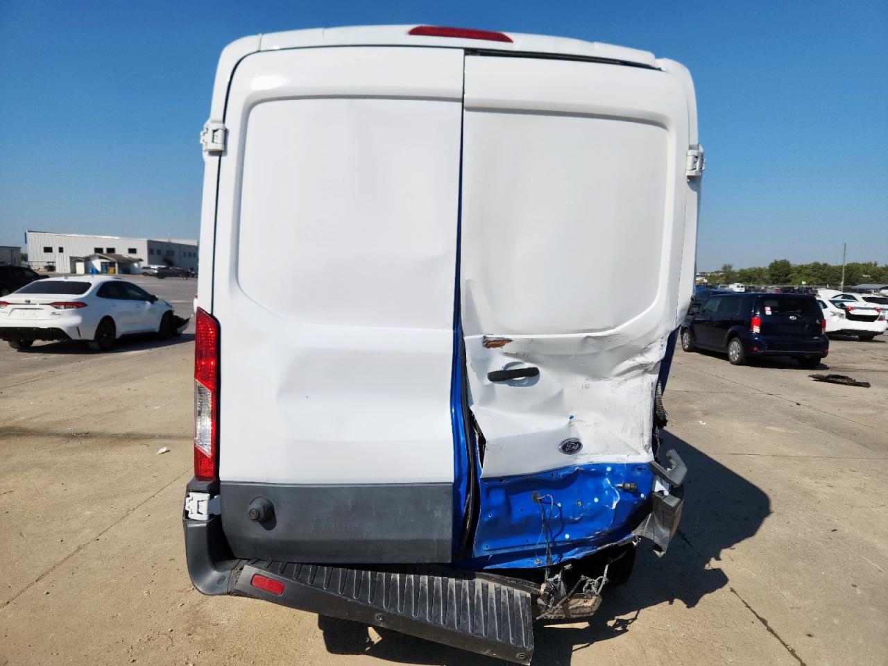 2017 Ford Transit T-250 VIN: 1FTYR2CM2HKA48327 Lot: 85762685