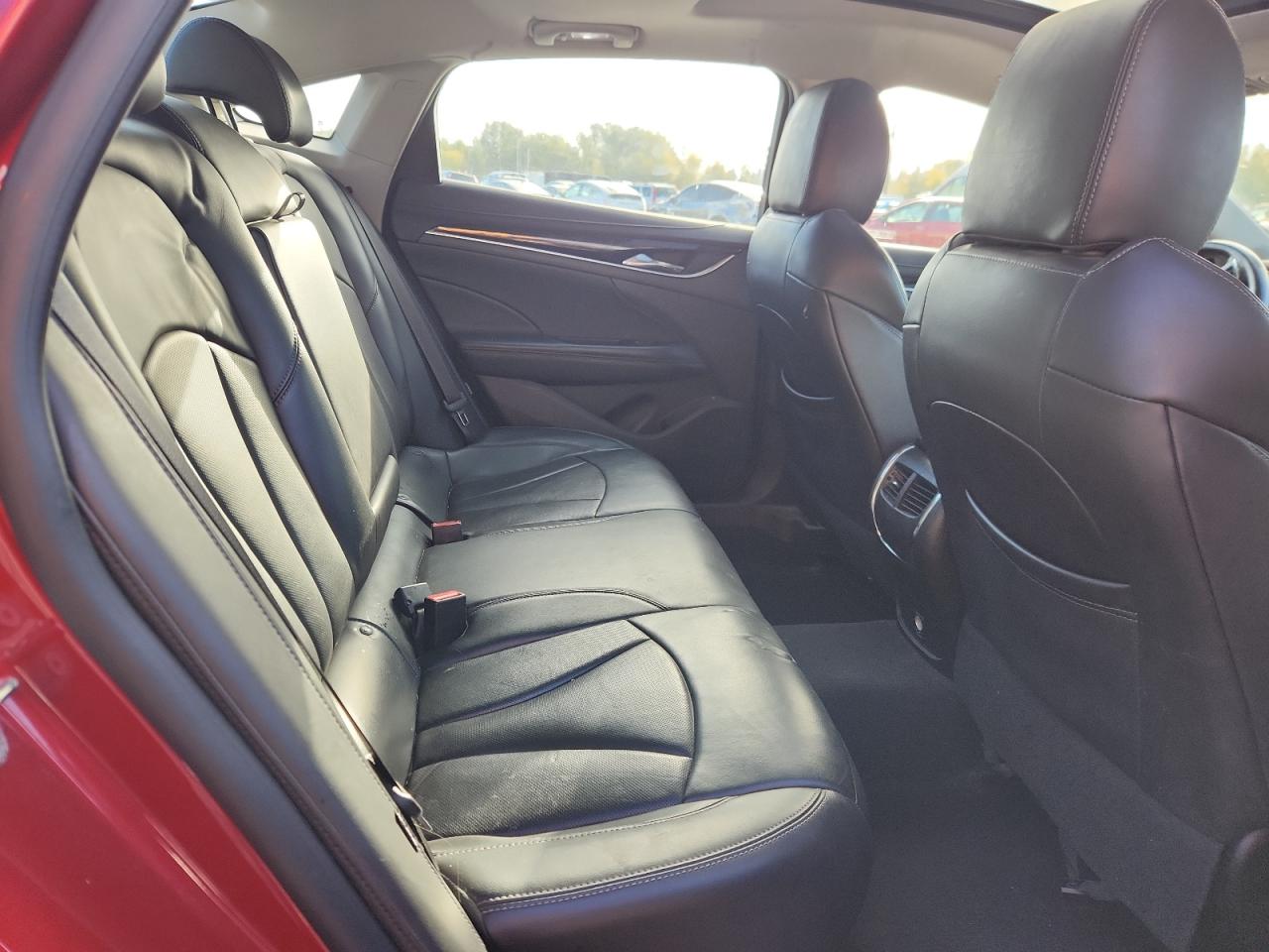 2018 Buick Lacrosse Essence VIN: 1G4ZP5SZ2JU136552 Lot: 87216415