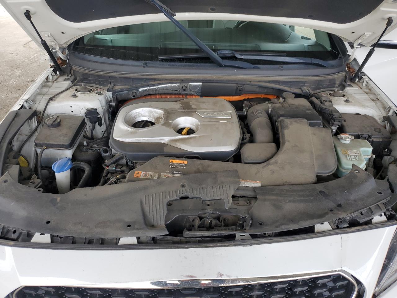 2017 Hyundai Sonata Hybrid VIN: KMHE34L1XHA051399 Lot: 85127675