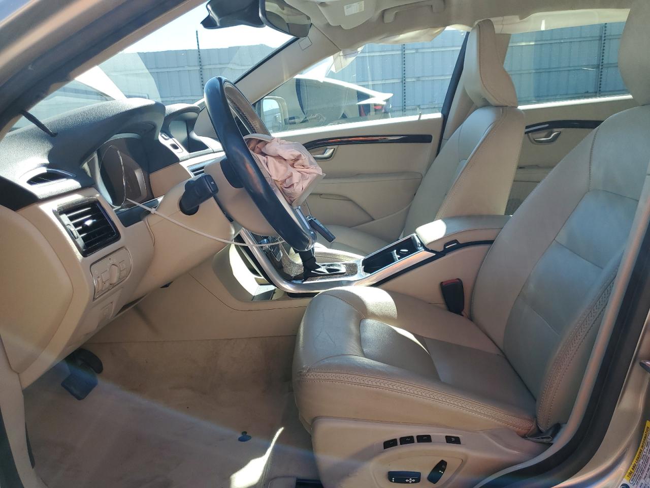 2016 Volvo Xc70 T5 Premier VIN: YV440MBK8G1269226 Lot: 82676115