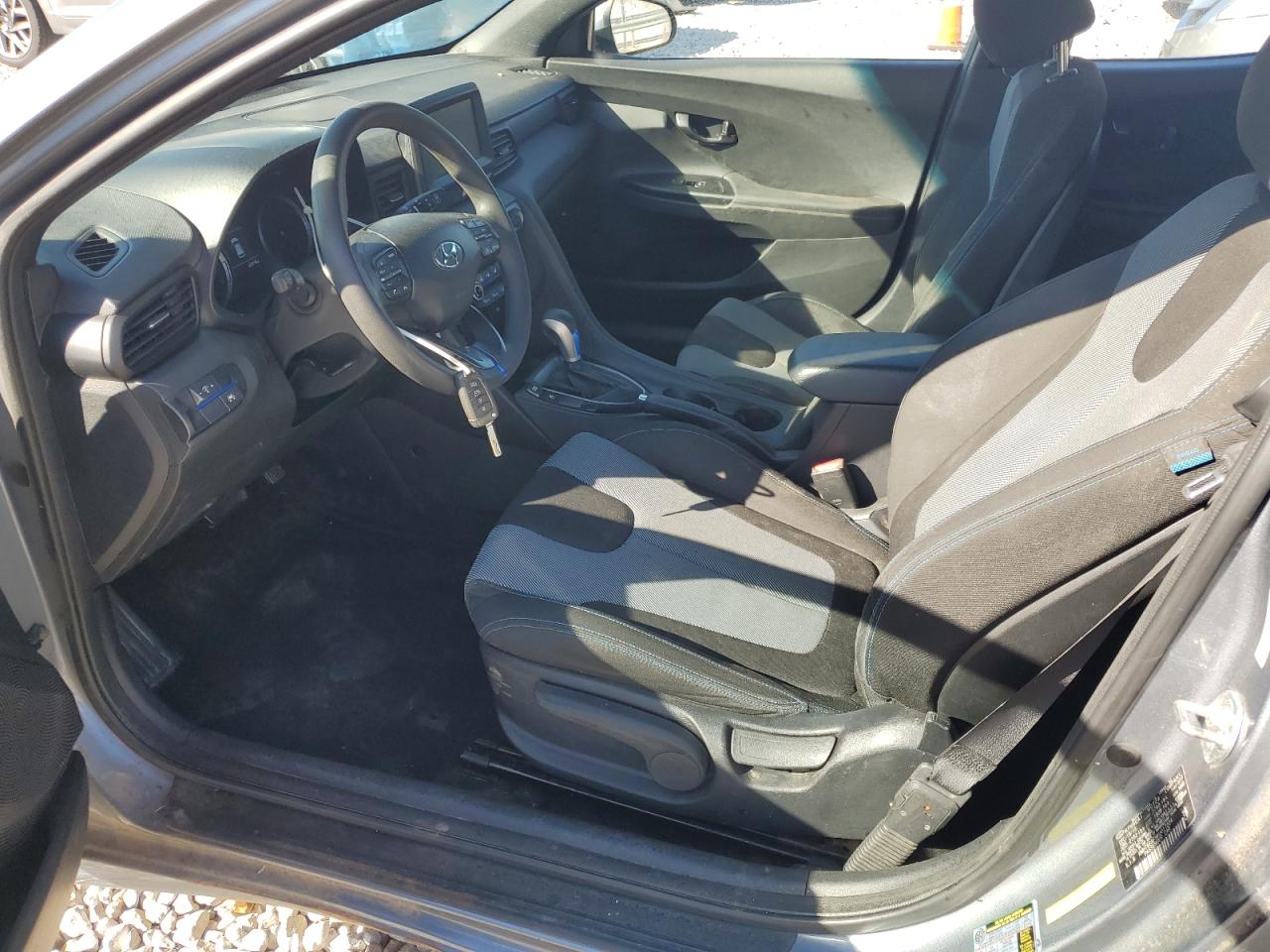 2019 Hyundai Veloster Base VIN: KMHTG6AF9KU017224 Lot: 89841555