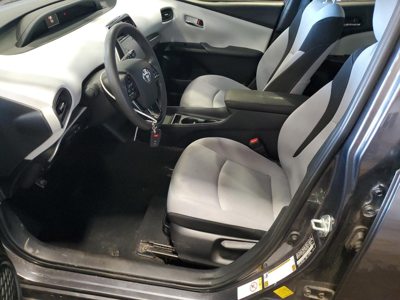 2020 Toyota Prius L VIN: JTDKARFU9L3121858 Lot: 85929345