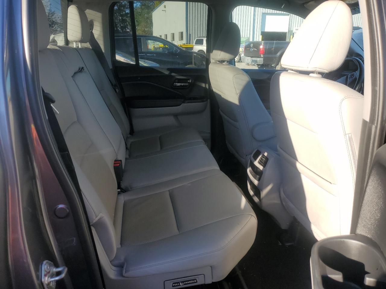 2017 Honda Ridgeline Rtl VIN: 5FPYK3F6XHB009951 Lot: 82387445