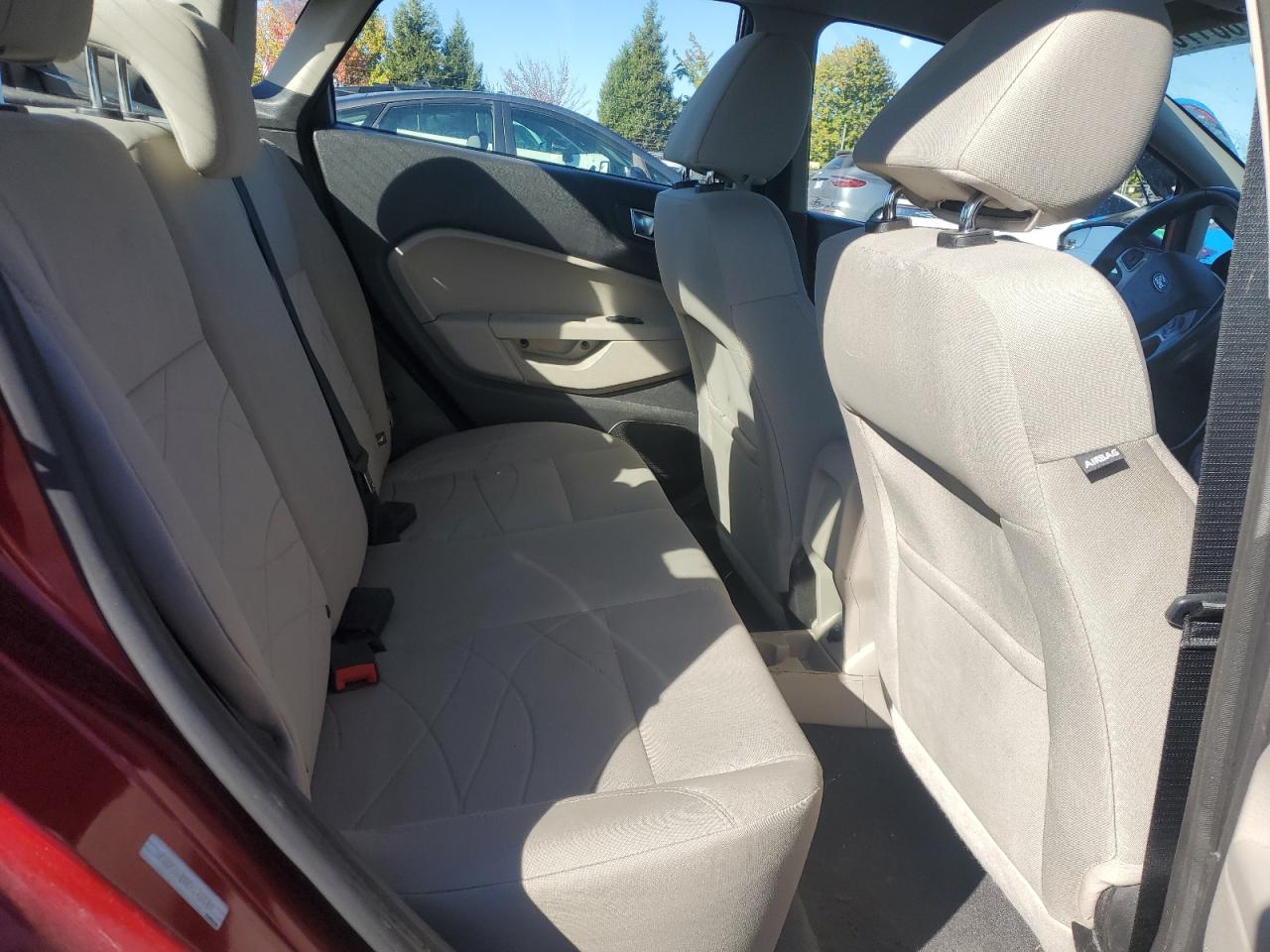 2015 Ford Fiesta Se VIN: 3FADP4BE5FM142045 Lot: 86176795