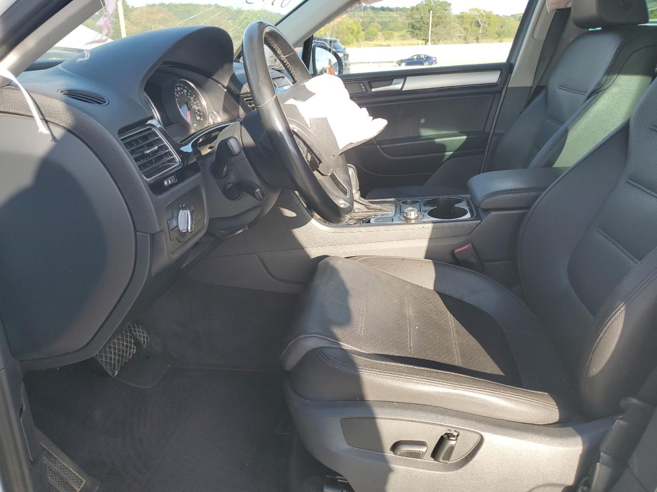 2014 Volkswagen Touareg V6 VIN: WVGEF9BP2ED010575 Lot: 85514155