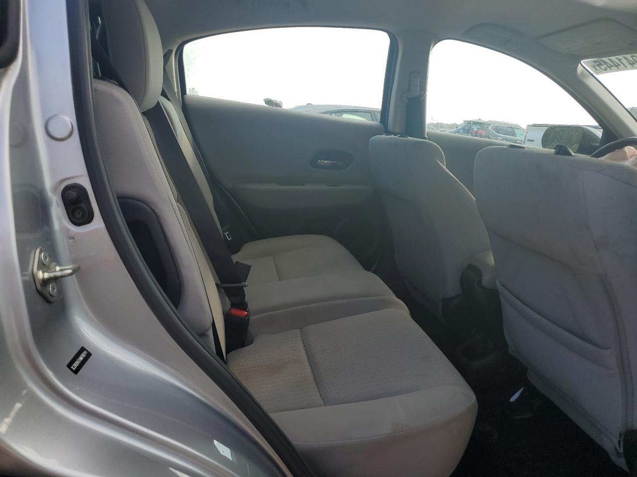 2017 Honda Hr-V Lx VIN: 3CZRU5H31HM709241 Lot: 81941445