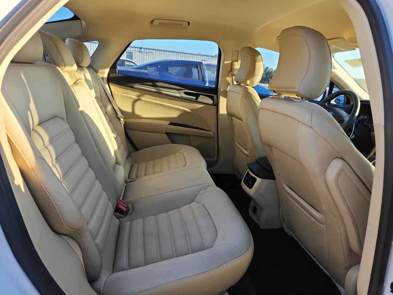 2015 Ford Fusion Se VIN: 3FA6P0H71FR241894 Lot: 85864175