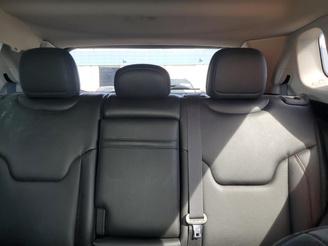 2018 Jeep Compass Limited VIN: 3C4NJDCB4JT396221 Lot: 86263015