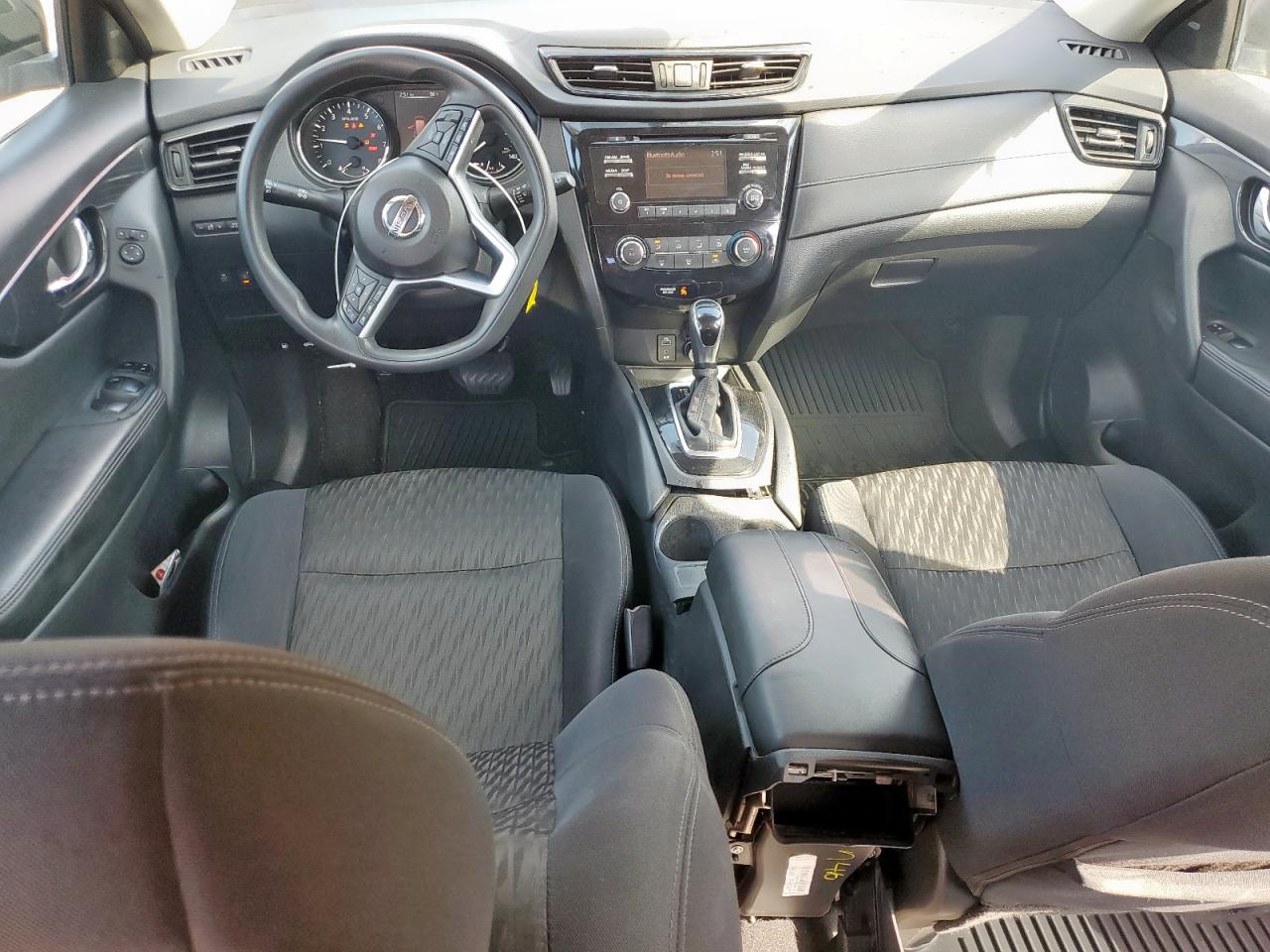 2017 Nissan Rogue S VIN: 5N1AT2MT5HC867671 Lot: 82291085