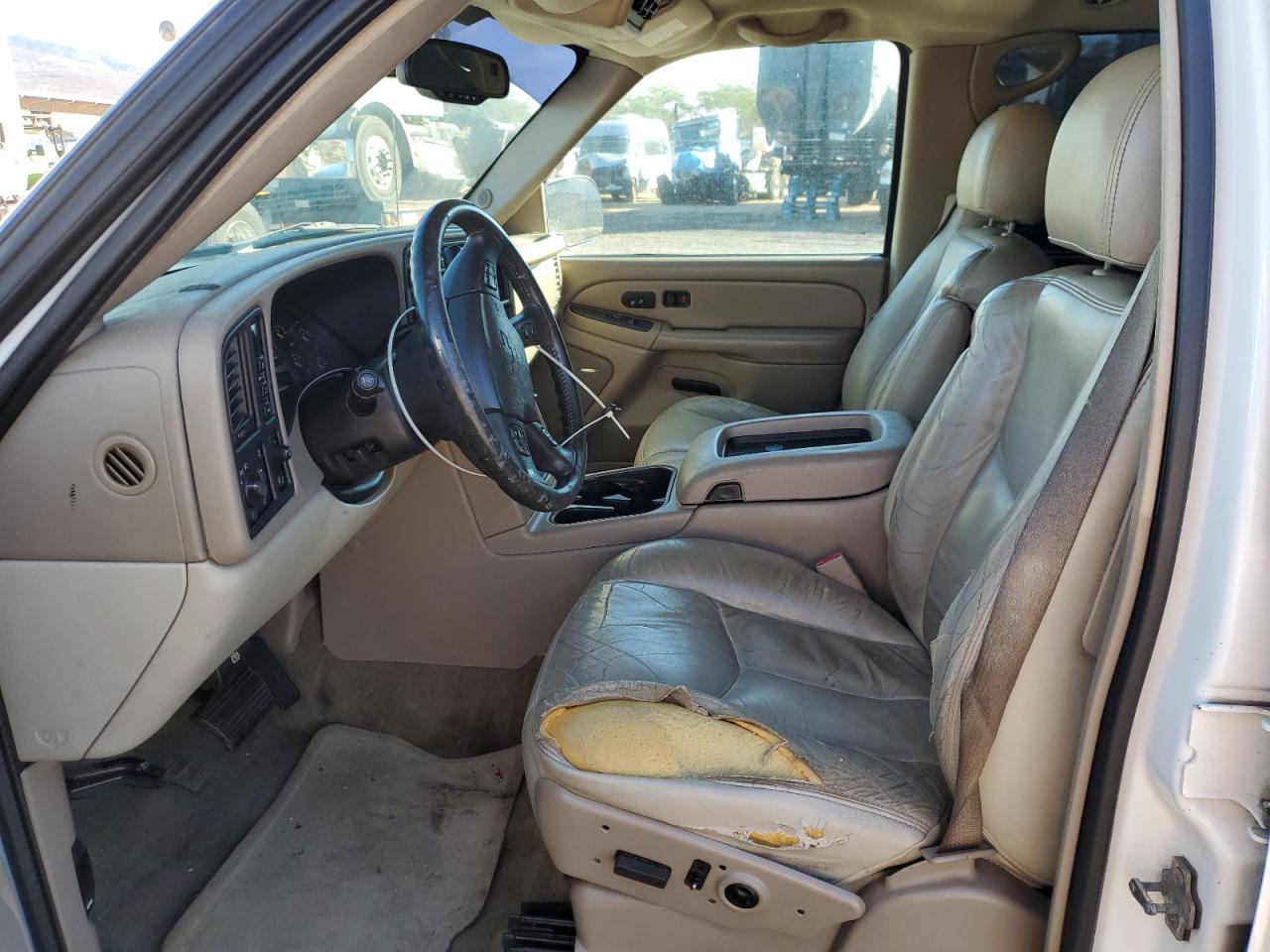 2004 Chevrolet Tahoe K1500 VIN: 1GNEK13Z74J317510 Lot: 81792405