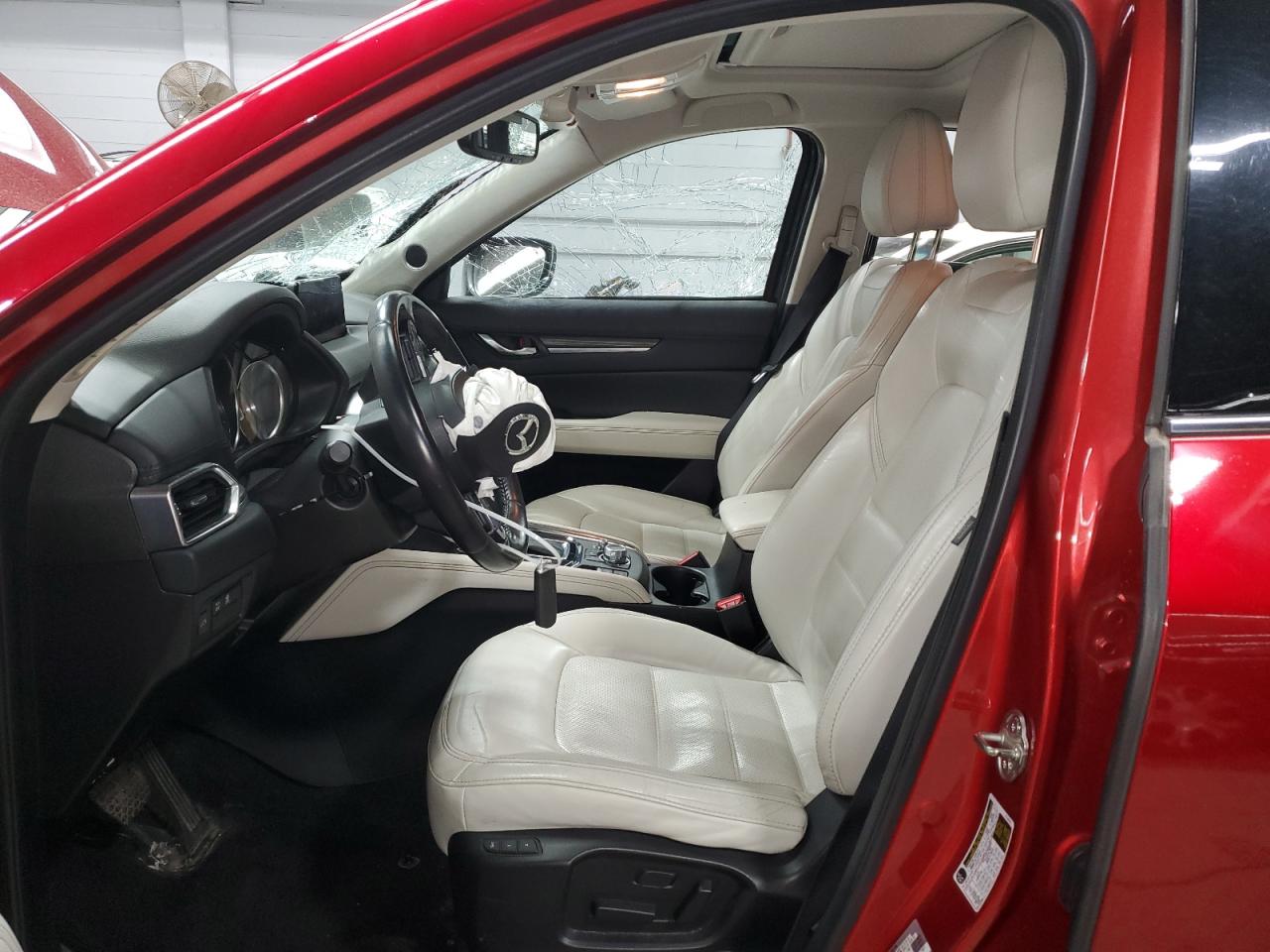 2018 Mazda Cx-5 Grand Touring VIN: JM3KFBDM8J0300295 Lot: 82679295