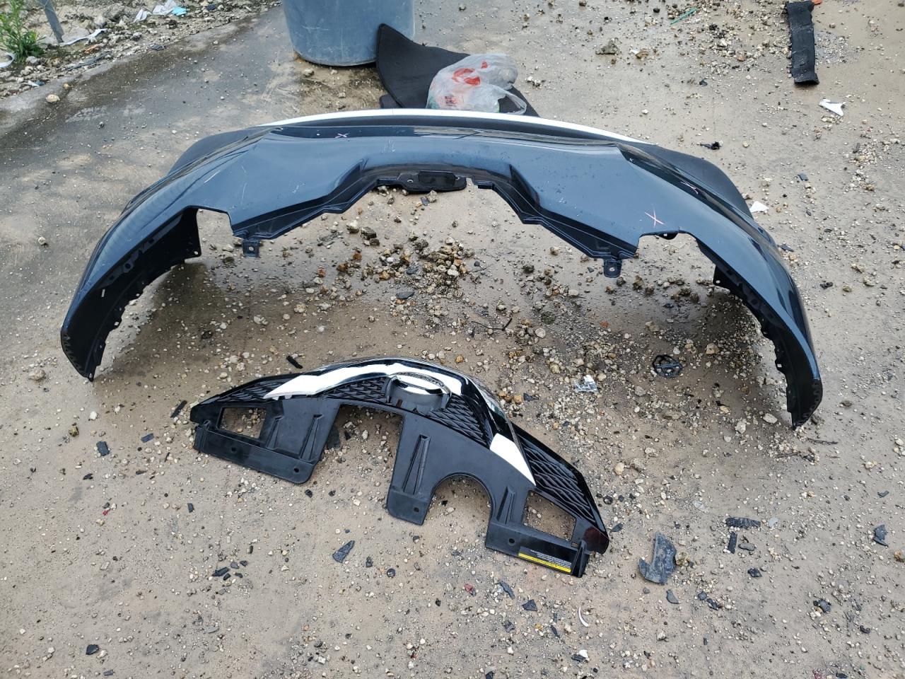 2015 Nissan Rogue S VIN: KNMAT2MV9FP562895 Lot: 85294615