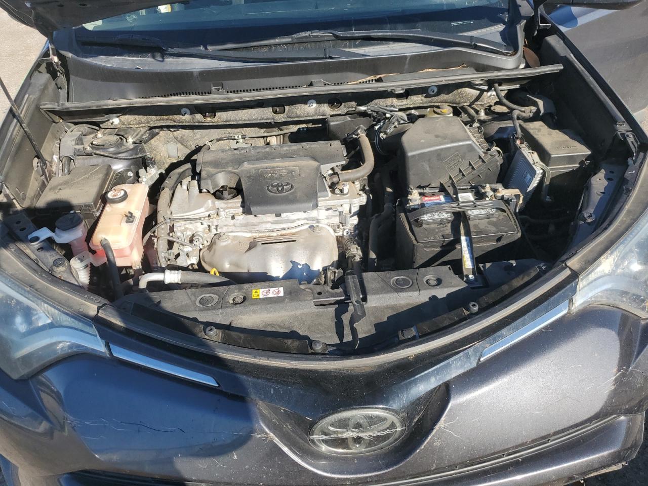 2018 Toyota Rav4 Le VIN: JTMZFREV0JJ202301 Lot: 86143965