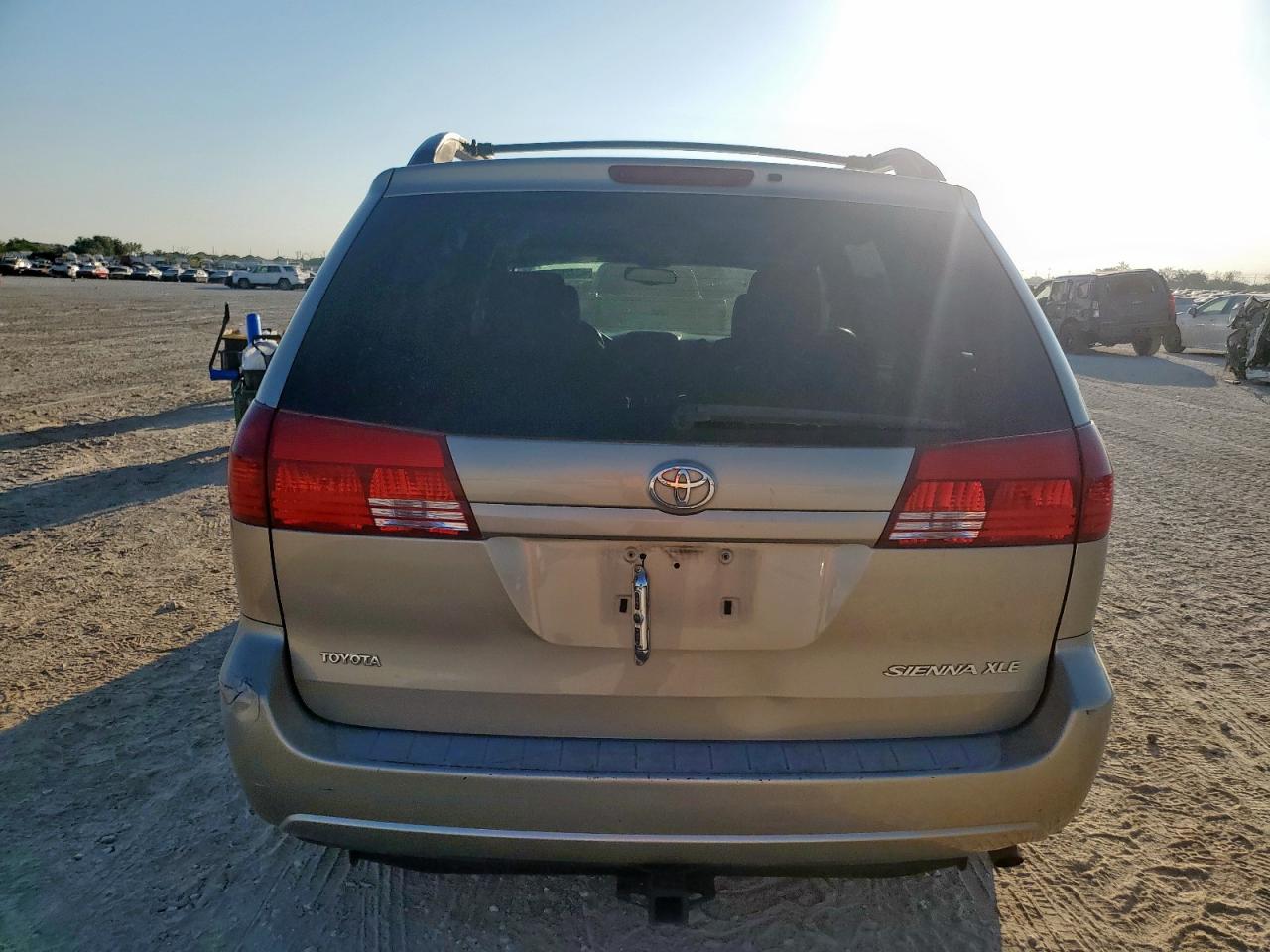 2005 Toyota Sienna Xle VIN: 5TDZA22C05S259406 Lot: 82420705