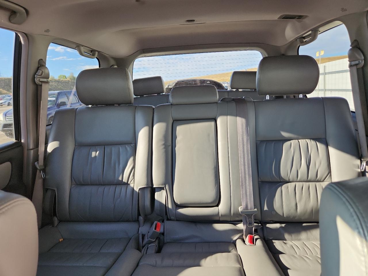 2007 Toyota Land Cruiser VIN: JTEHT05J572105879 Lot: 81925745