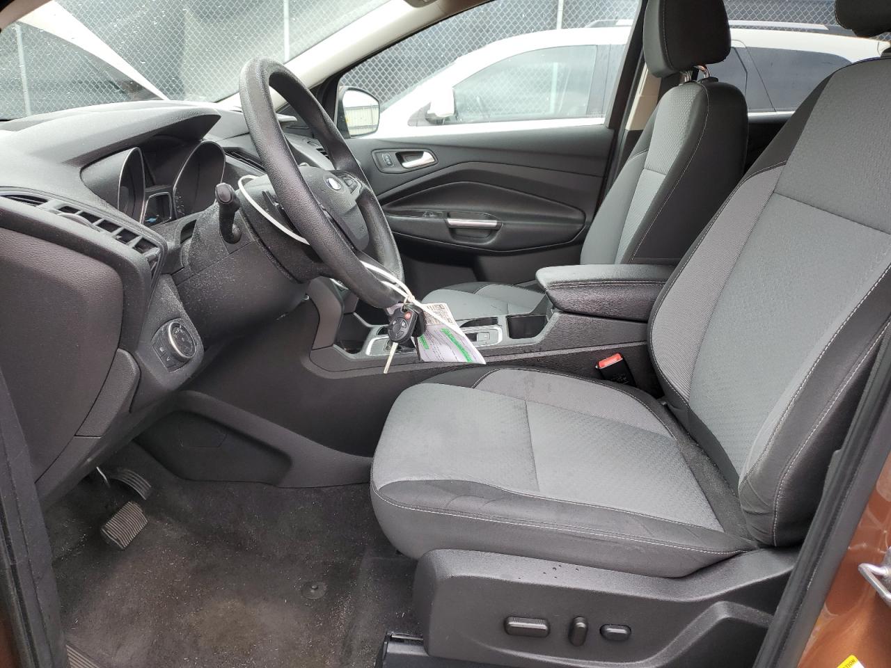 2017 Ford Escape Se VIN: 1FMCU0GDXHUC46161 Lot: 90799265