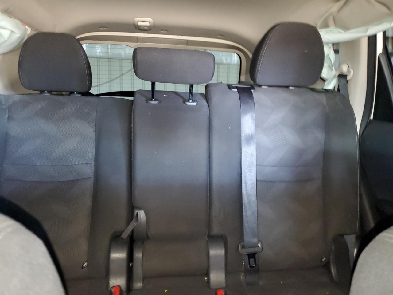 2016 Nissan Rogue S VIN: KNMAT2MV1GP620578 Lot: 84989825