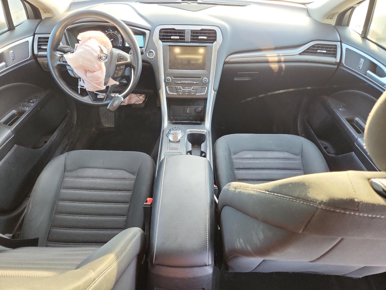 2018 Ford Fusion Se VIN: 3FA6P0H79JR190962 Lot: 82728715