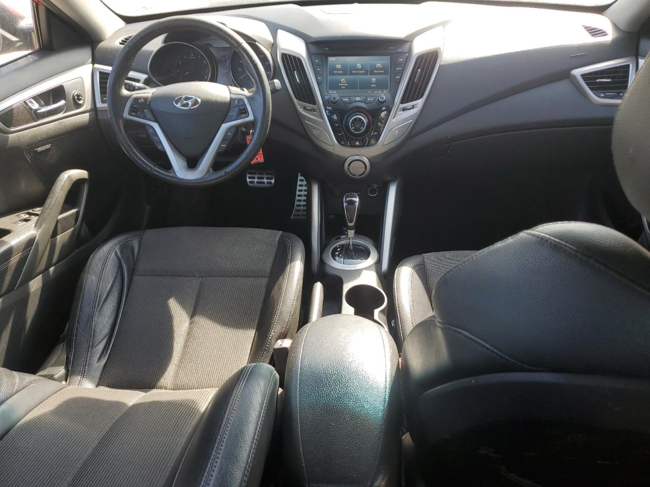 2013 Hyundai Veloster VIN: KMHTC6AD9DU106353 Lot: 82602835