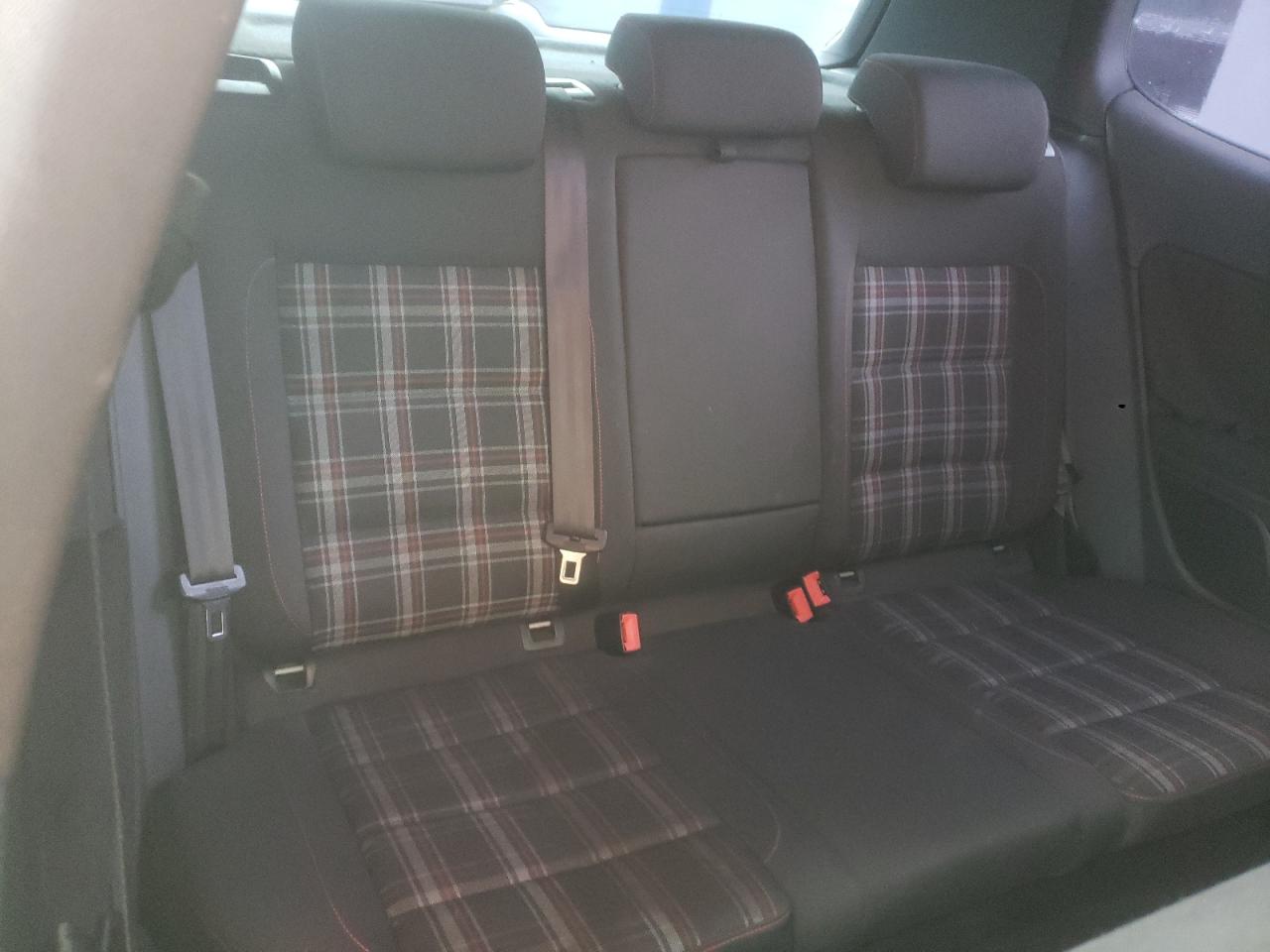 2010 Volkswagen Gti VIN: WVWEV7AJ5AW279435 Lot: 84401875