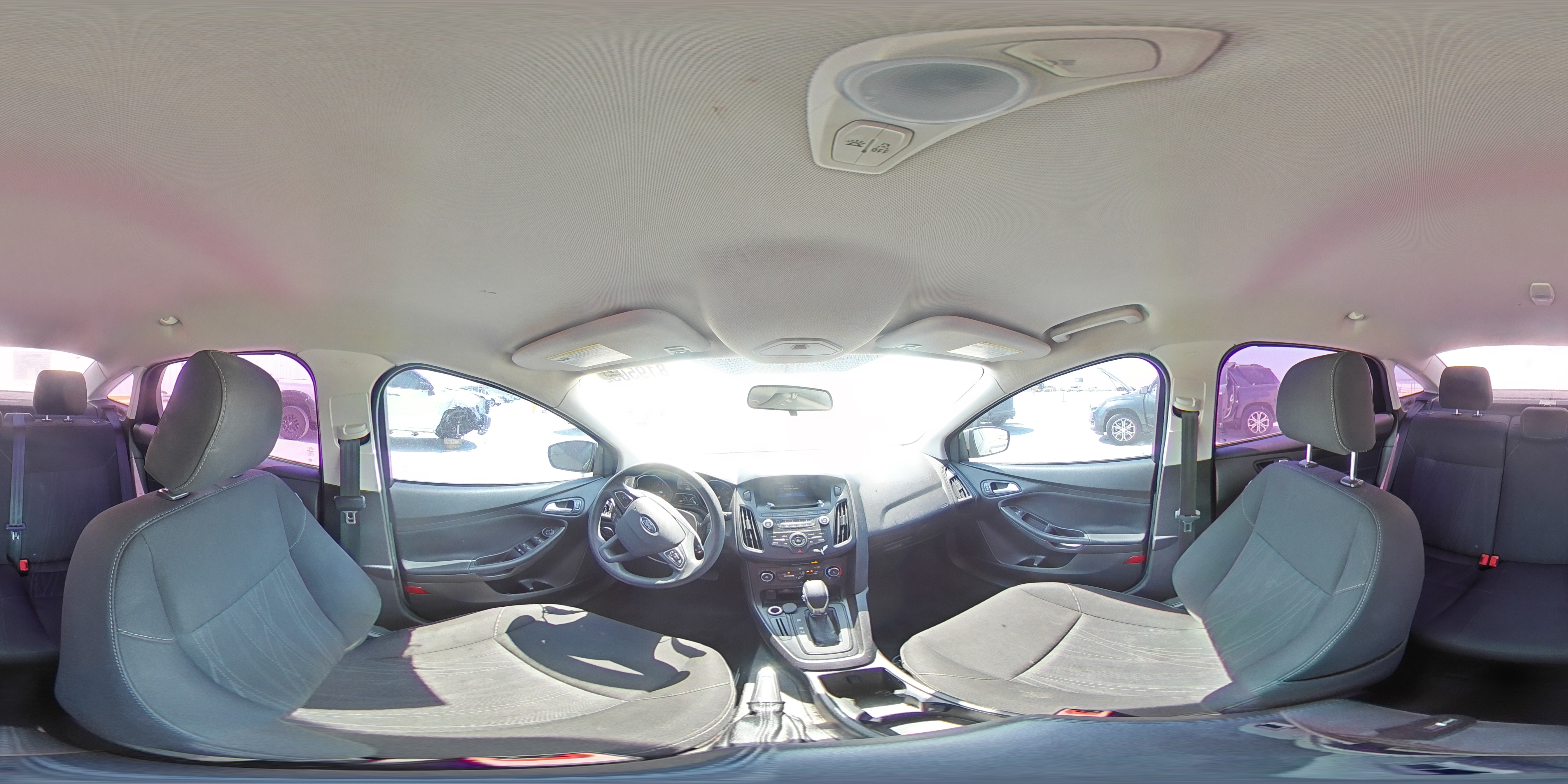 2017 Ford Focus Se VIN: 1FADP3F28HL318892 Lot: 81950525