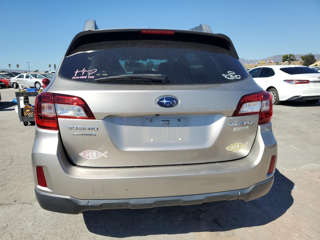 2015 Subaru Outback 2.5I Premium VIN: 4S4BSAFC2F3271056 Lot: 87274535
