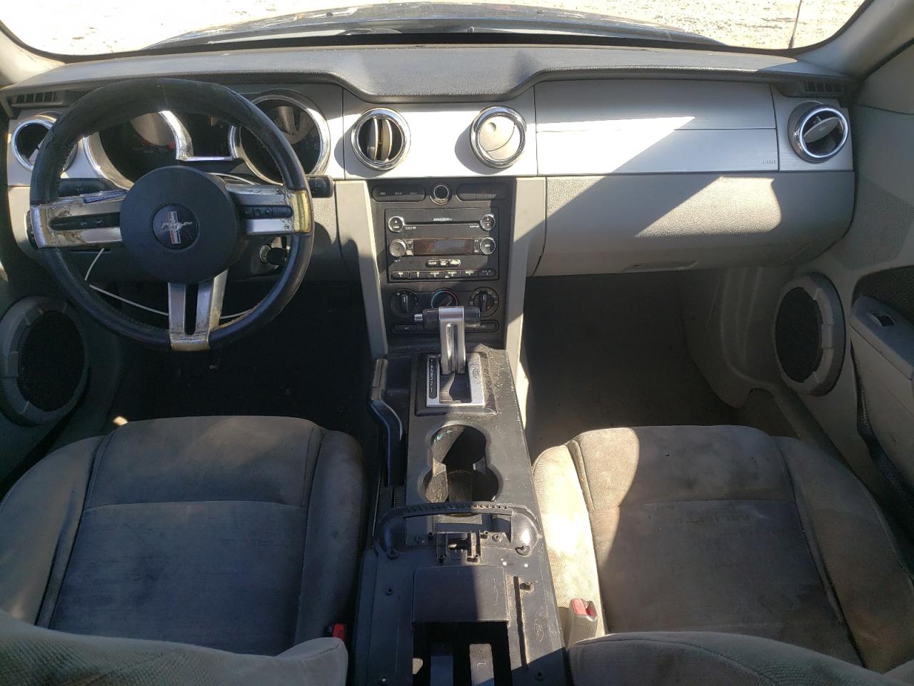 2008 Ford Mustang VIN: 1ZVHT80N285155570 Lot: 85408105