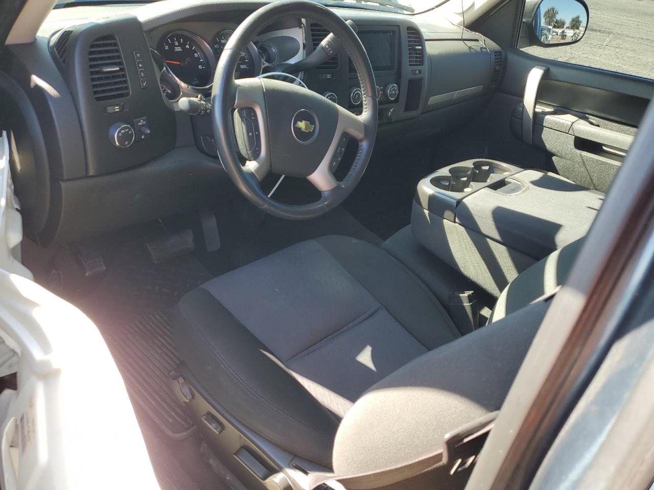 2011 Chevrolet Silverado K1500 Lt VIN: 1GCNKSE07BZ323920 Lot: 84801995