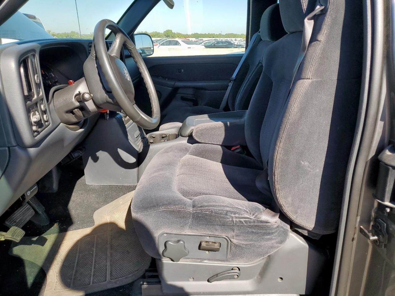 2001 Chevrolet Silverado C1500 VIN: 2GCEC19T211162654 Lot: 82385785