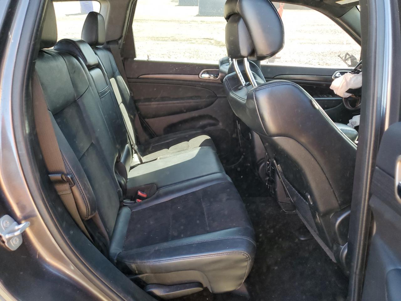 2015 Jeep Grand Cherokee Laredo VIN: 1C4RJFAGXFC768347 Lot: 84735065