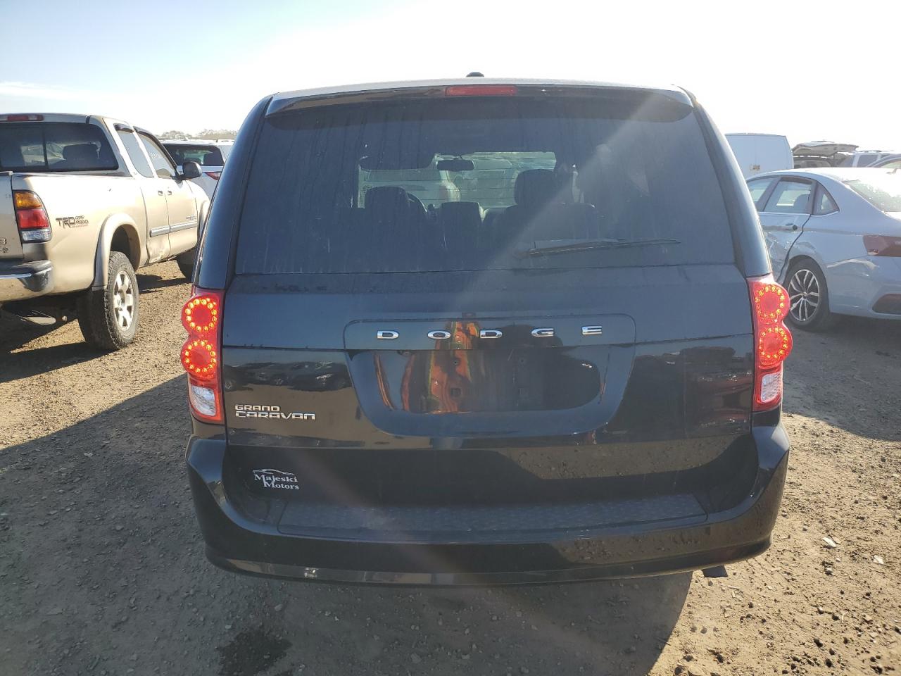 2017 Dodge Grand Caravan Sxt VIN: 2C4RDGCG7HR743138 Lot: 87129895