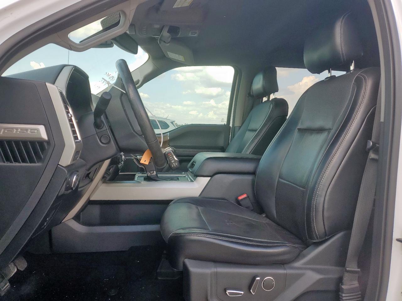 2016 Ford F150 Supercrew VIN: 1FTEW1CG8GFA53636 Lot: 82238225