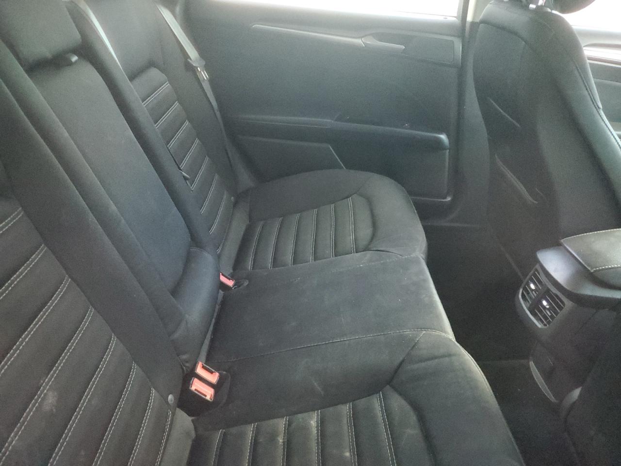 2013 Ford Fusion Se VIN: 3FA6P0HR7DR182381 Lot: 89461675