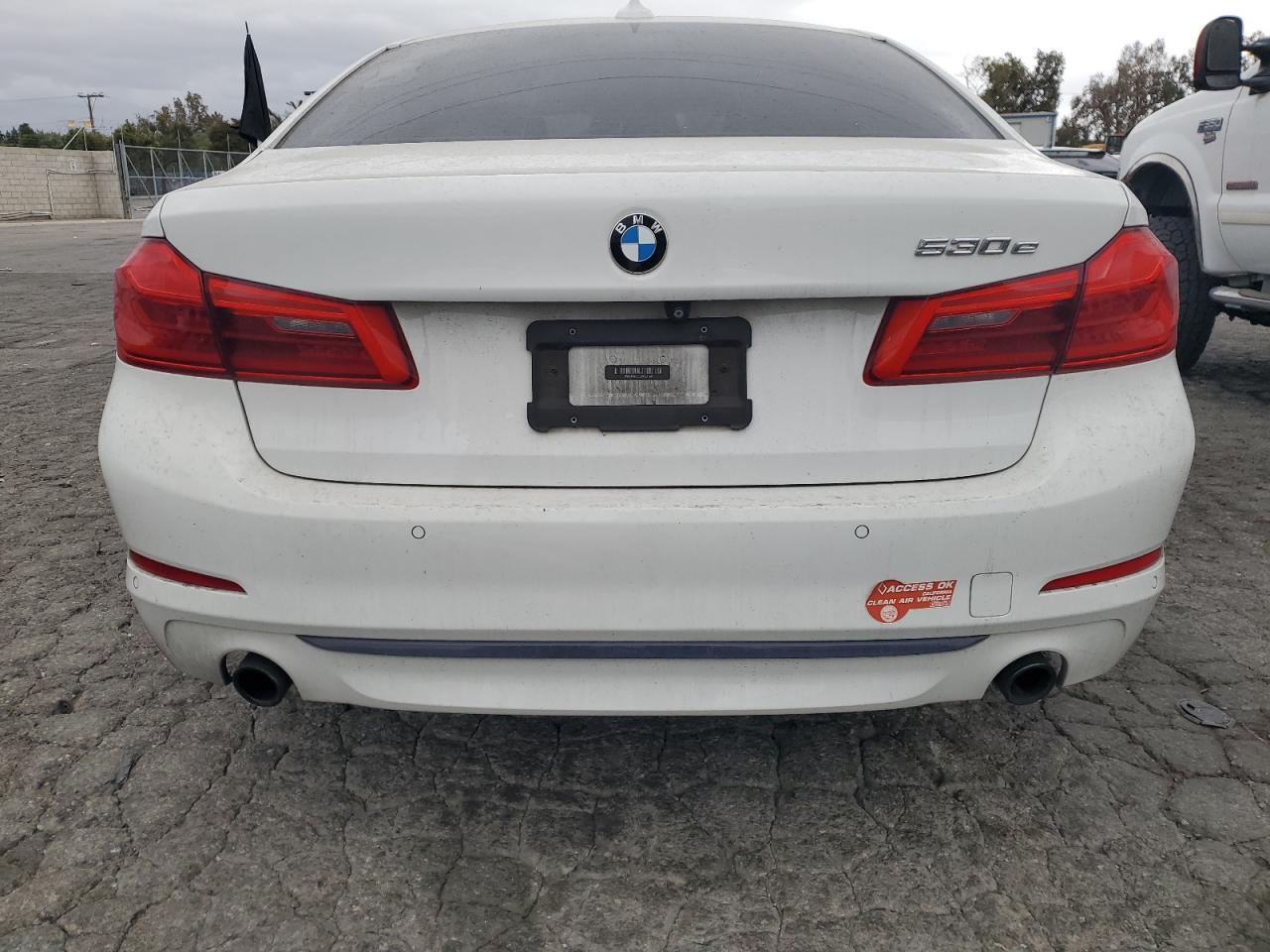 2018 BMW 530E VIN: WBAJA9C55JB033169 Lot: 86700045