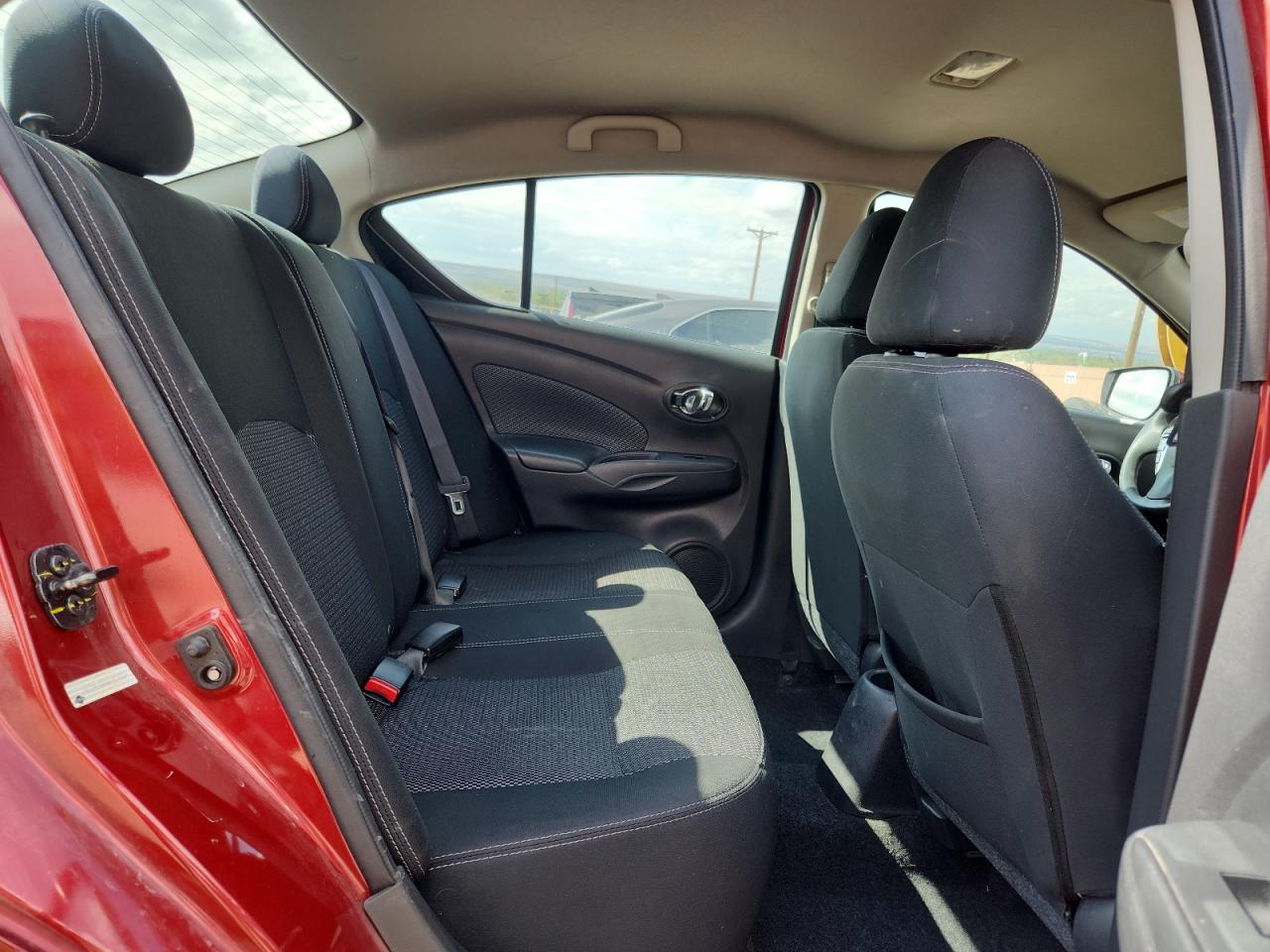 2019 Nissan Versa S VIN: 3N1CN7APXKL802812 Lot: 85757425