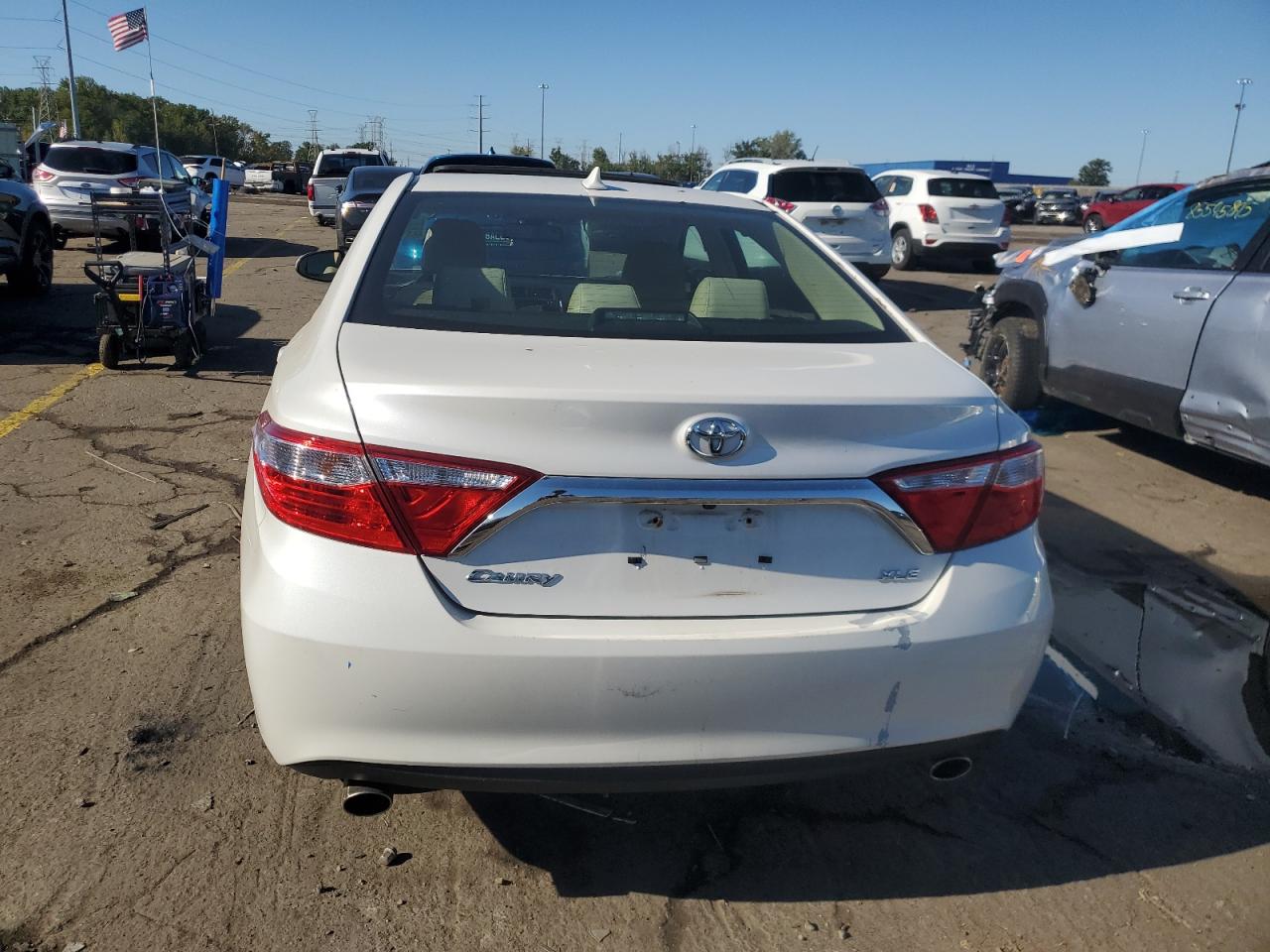 2015 Toyota Camry Xse VIN: 4T1BK1FK4FU564345 Lot: 85368035
