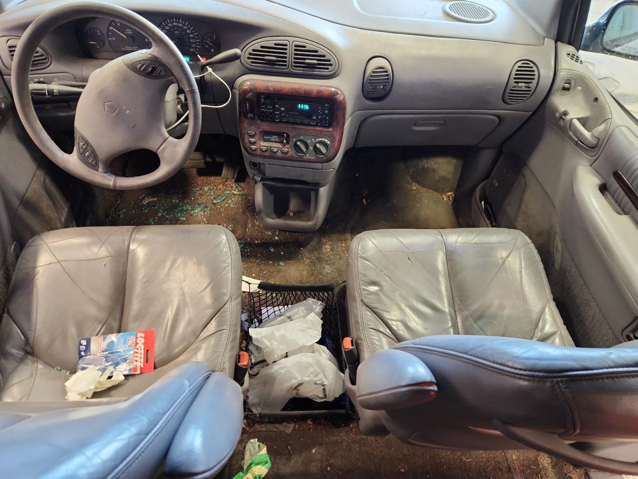 2000 Chrysler Town & Country Lx VIN: 1C4GP44G9YB794635 Lot: 90268495