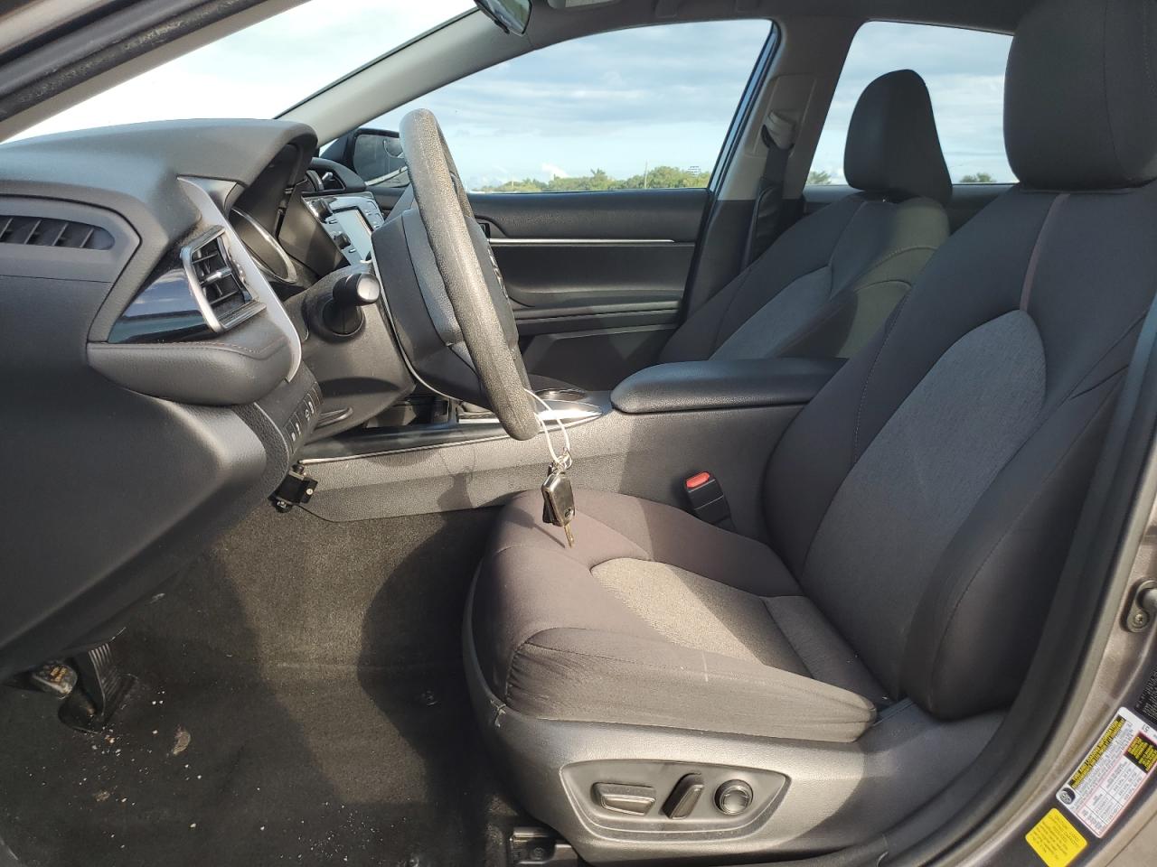 2020 Toyota Camry Le VIN: 4T1C11AK7LU372329 Lot: 84774805