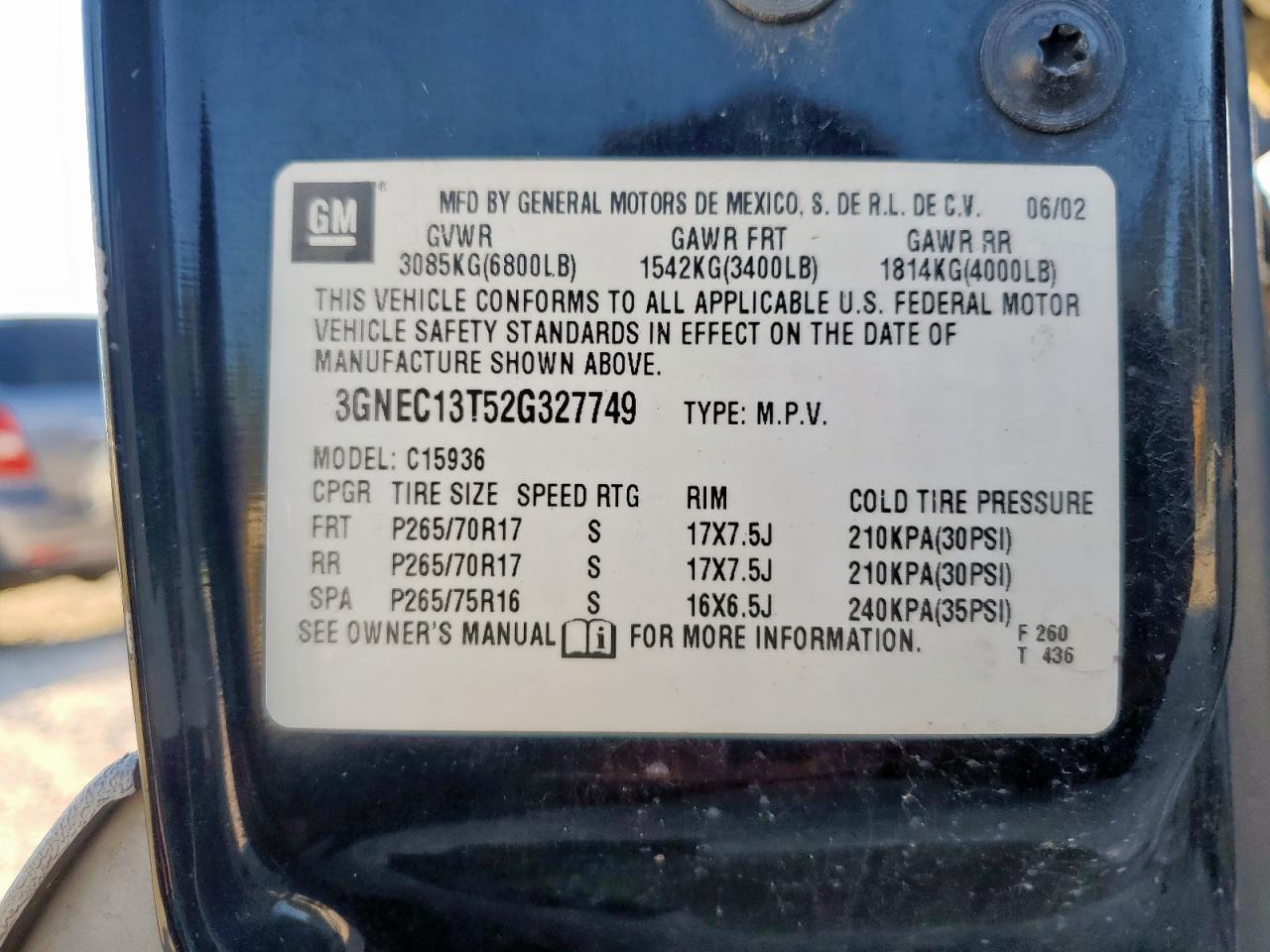 2002 Chevrolet Avalanche C1500 VIN: 3GNEC13T52G327749 Lot: 90517395