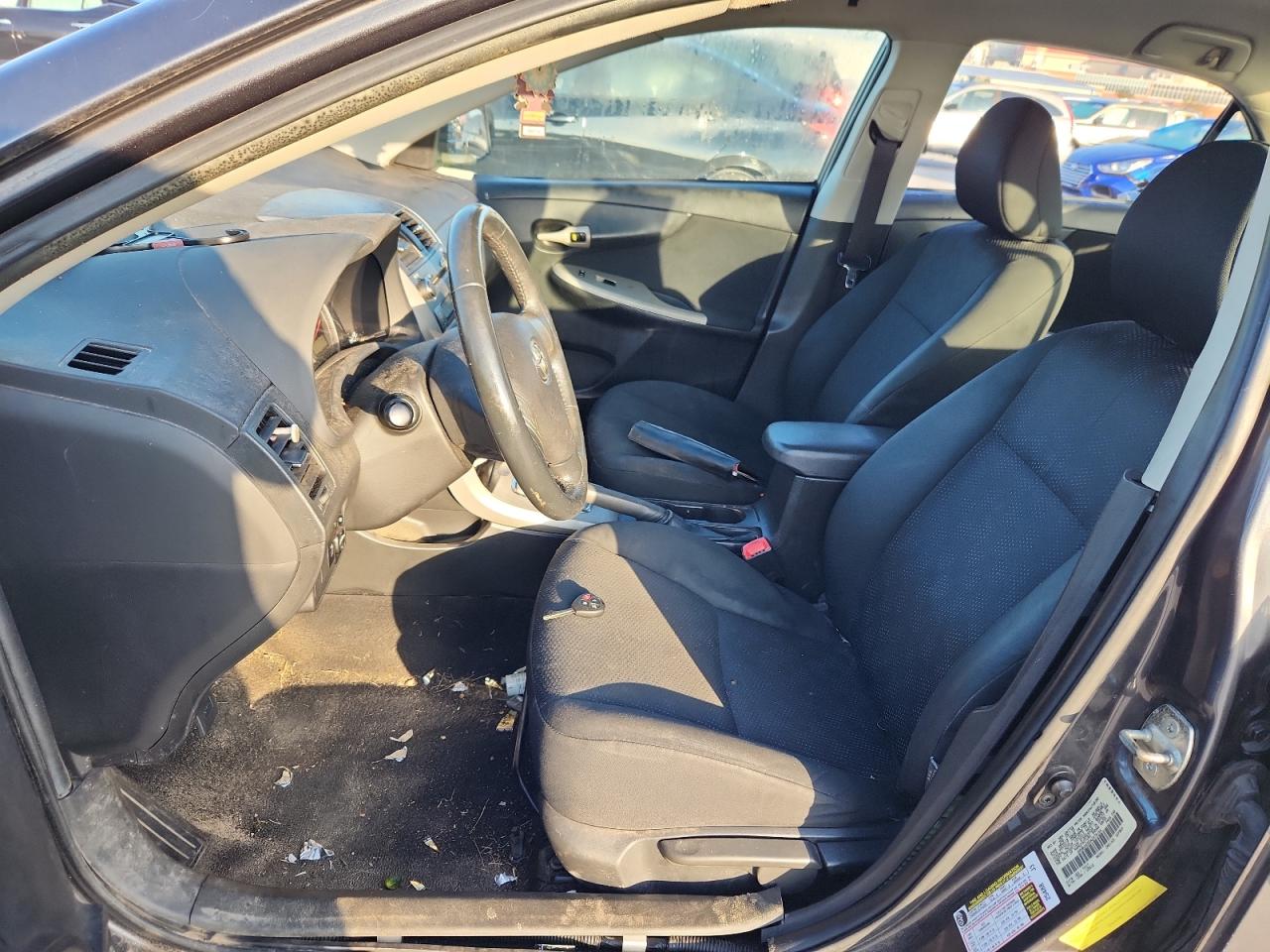 2010 Toyota Corolla Base VIN: 1NXBU4EE0AZ376194 Lot: 84481085
