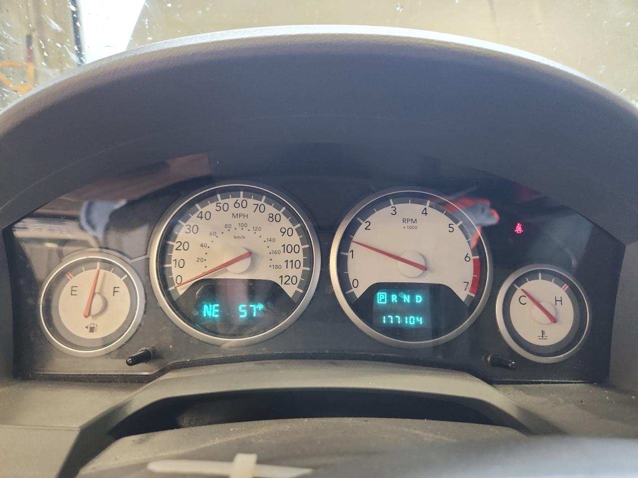 2010 Dodge Grand Caravan Sxt VIN: 2D4RN5D17AR247440 Lot: 86153345