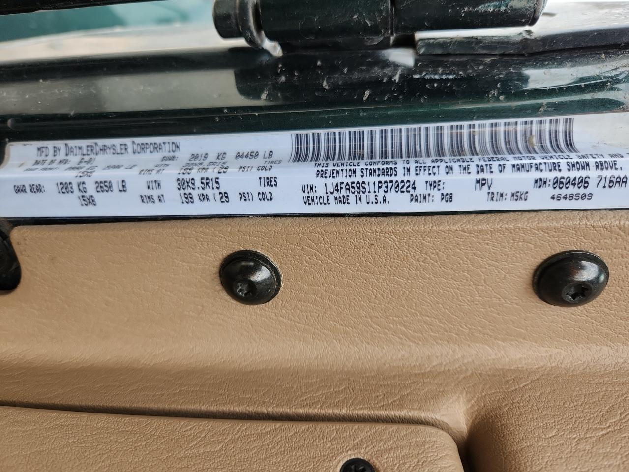 2001 Jeep Wrangler / Tj Sahara VIN: 1J4FA59S11P370224 Lot: 85285925