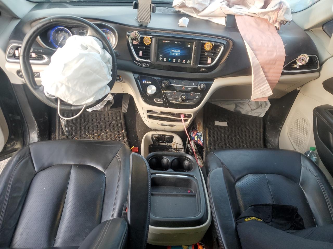 2019 Chrysler Pacifica Touring L VIN: 2C4RC1BG0KR581524 Lot: 82570795