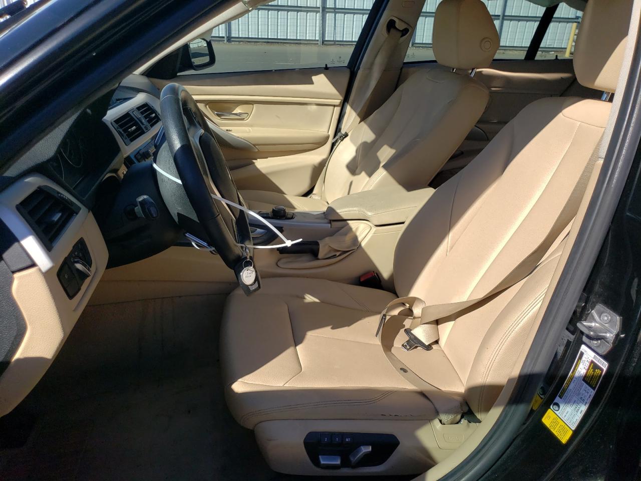 2016 BMW 320 I VIN: WBA8A9C51GK617012 Lot: 82327935