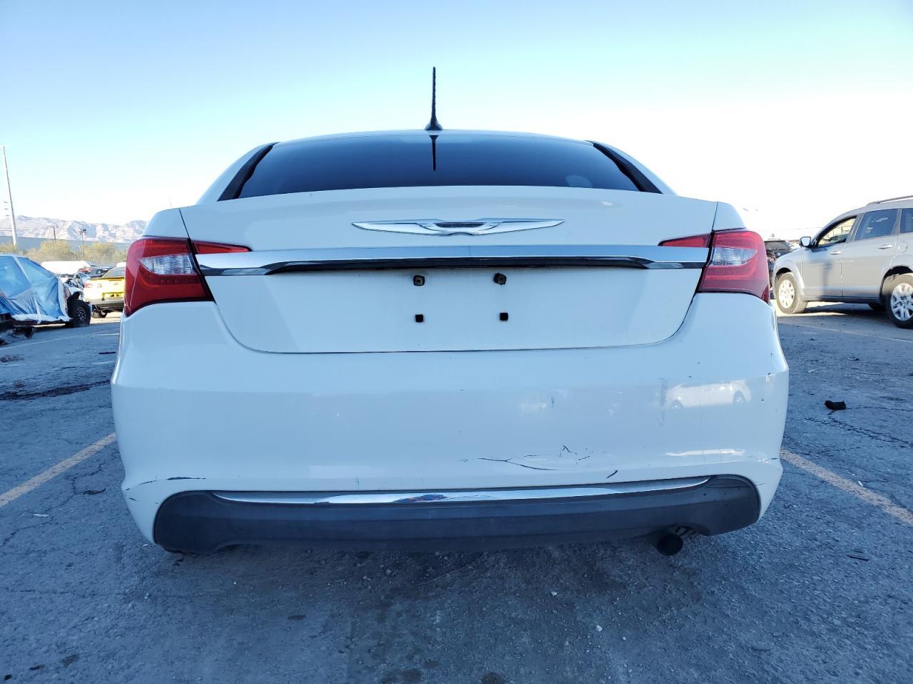 2012 Chrysler 200 Touring VIN: 1C3CCBBB5CN104476 Lot: 89724095