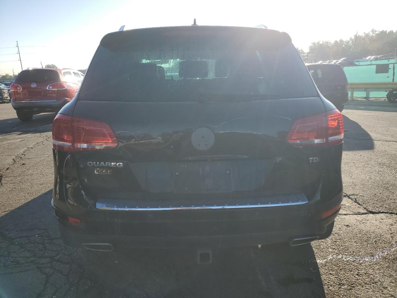 2014 Volkswagen Touareg V6 Tdi VIN: WVGEP9BP9ED008934 Lot: 85675725